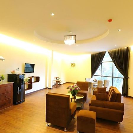 Phonethip Plaza Hotel Vientiane Exterior photo