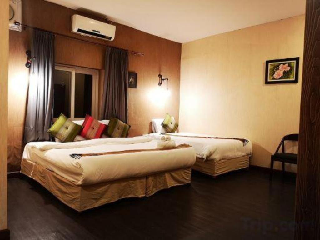 Phonethip Plaza Hotel Vientiane Exterior photo