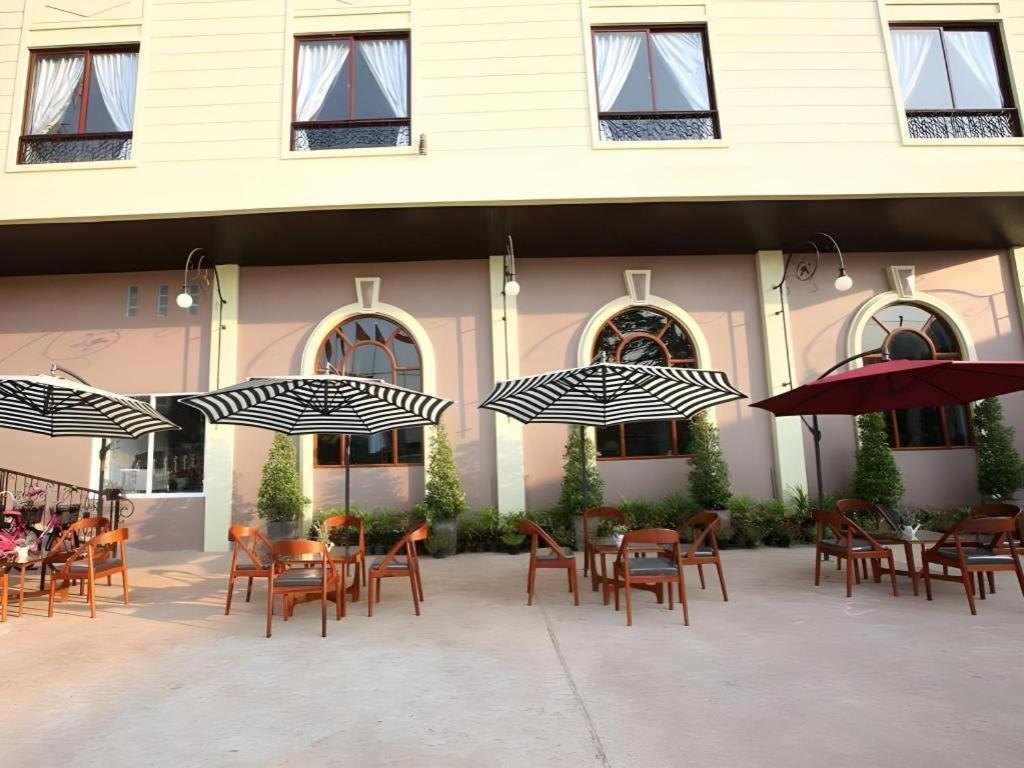 Phonethip Plaza Hotel Vientiane Exterior photo