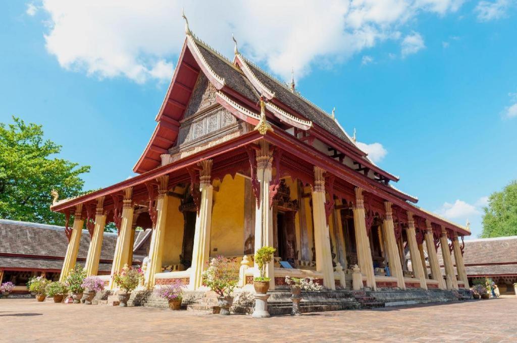 Phonethip Plaza Hotel Vientiane Exterior photo
